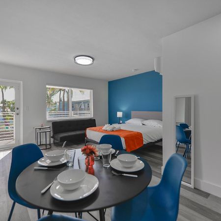 Amazing Balcony Studio At The Beach With Parking -M44 Hollywood Exterior photo